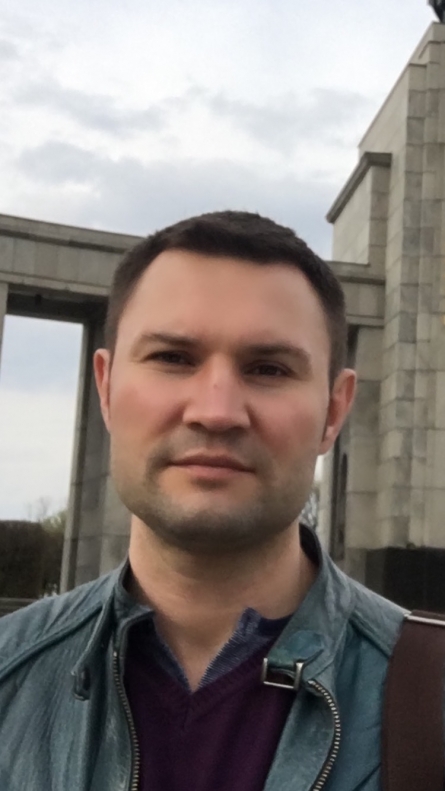 Дмитрий Петров